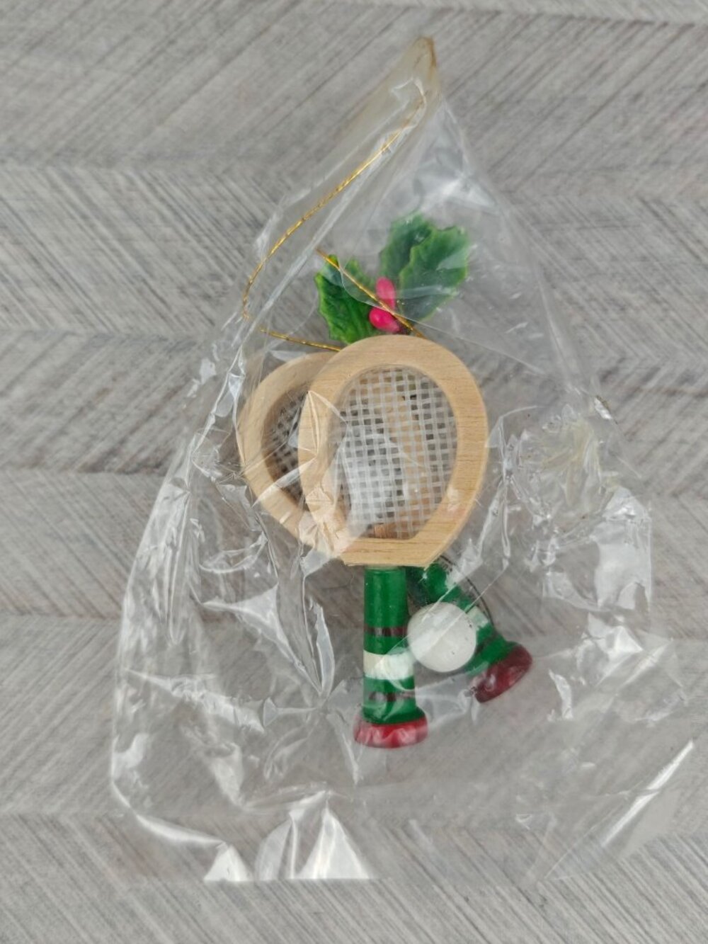 NEW Vintage Kurt S Adler 1984 Wooden Tennis Racket Christmas Ornament W/ Holly